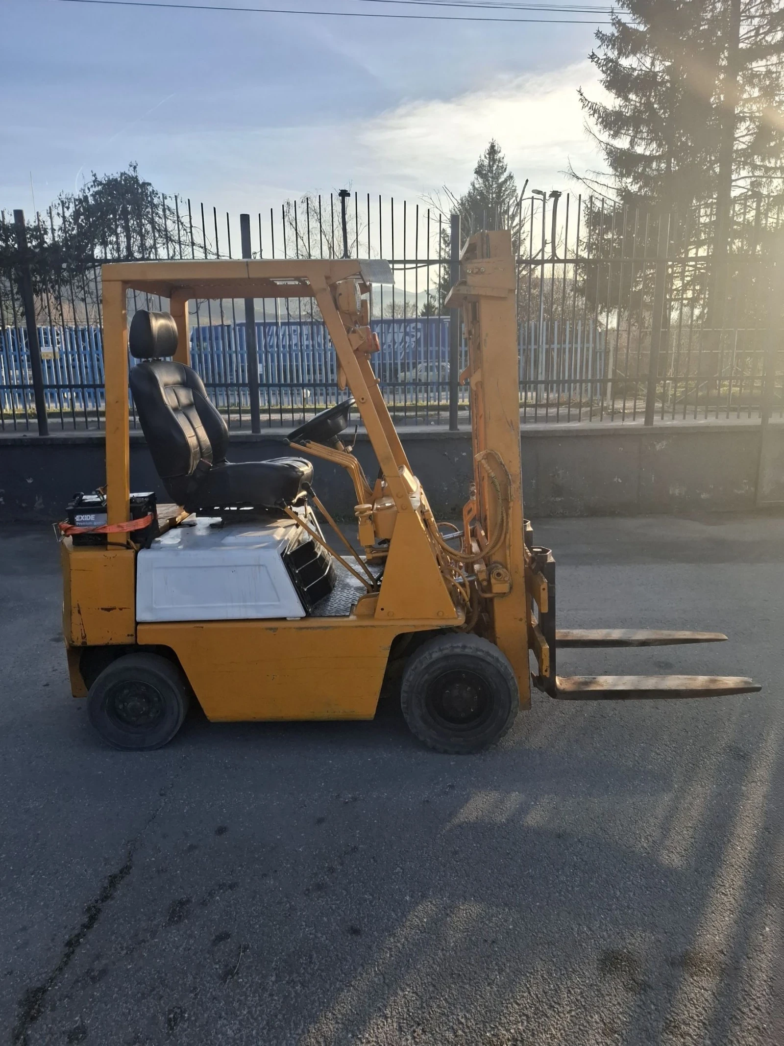 ������� Komatsu  ������  | Mobile.bg � ����������� 9