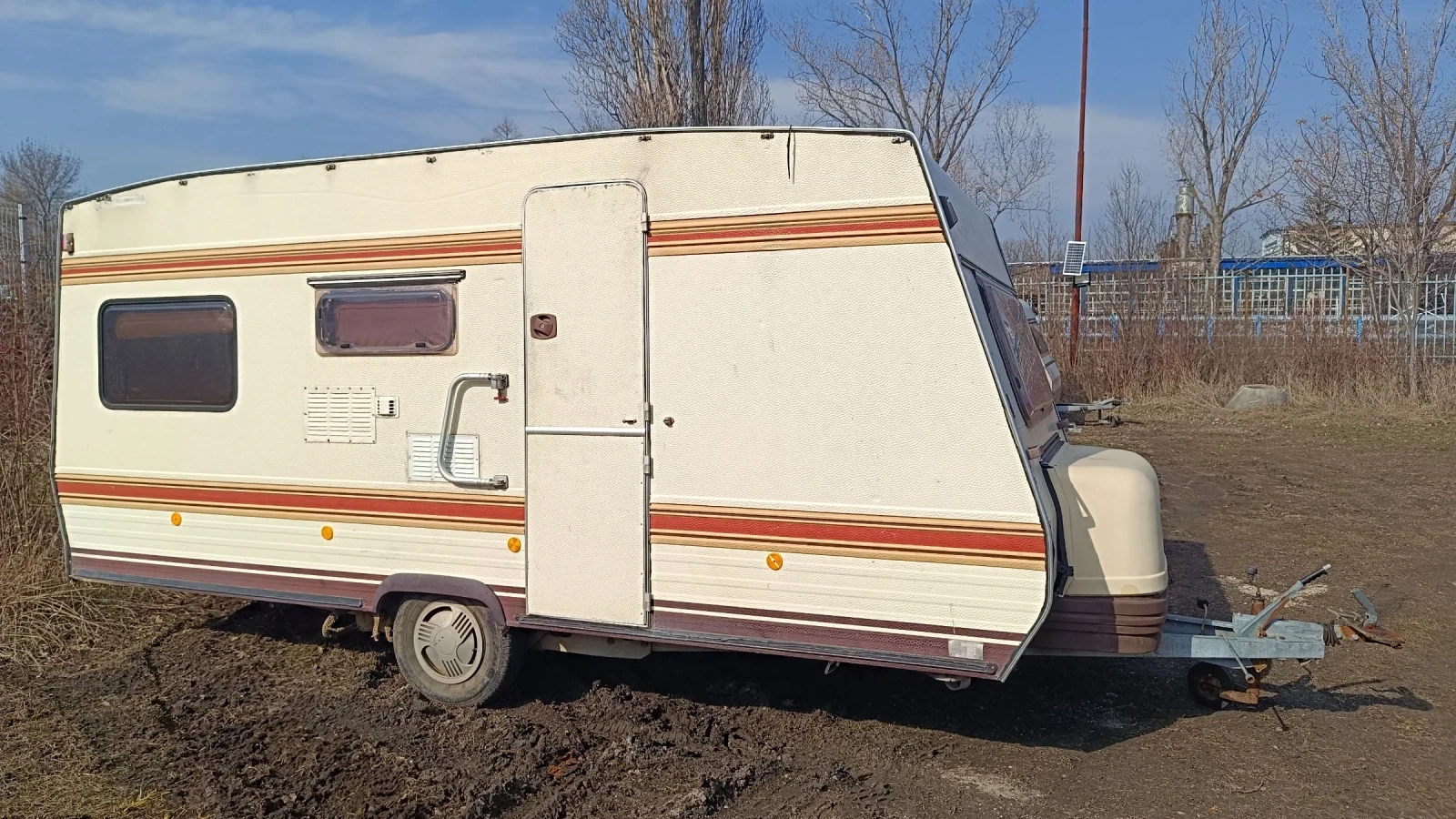 Каравана Bursner Lux 500