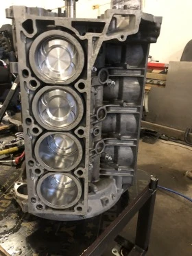 Блок за Mercedes 4.7 V8 -M278, снимка 1