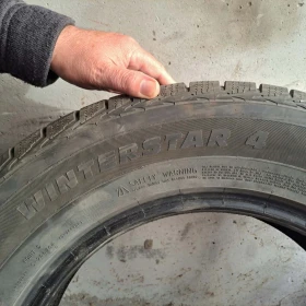 Гуми Зимни 235/65R17, снимка 2