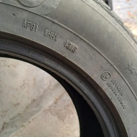 Гуми Зимни 235/65R17, снимка 4