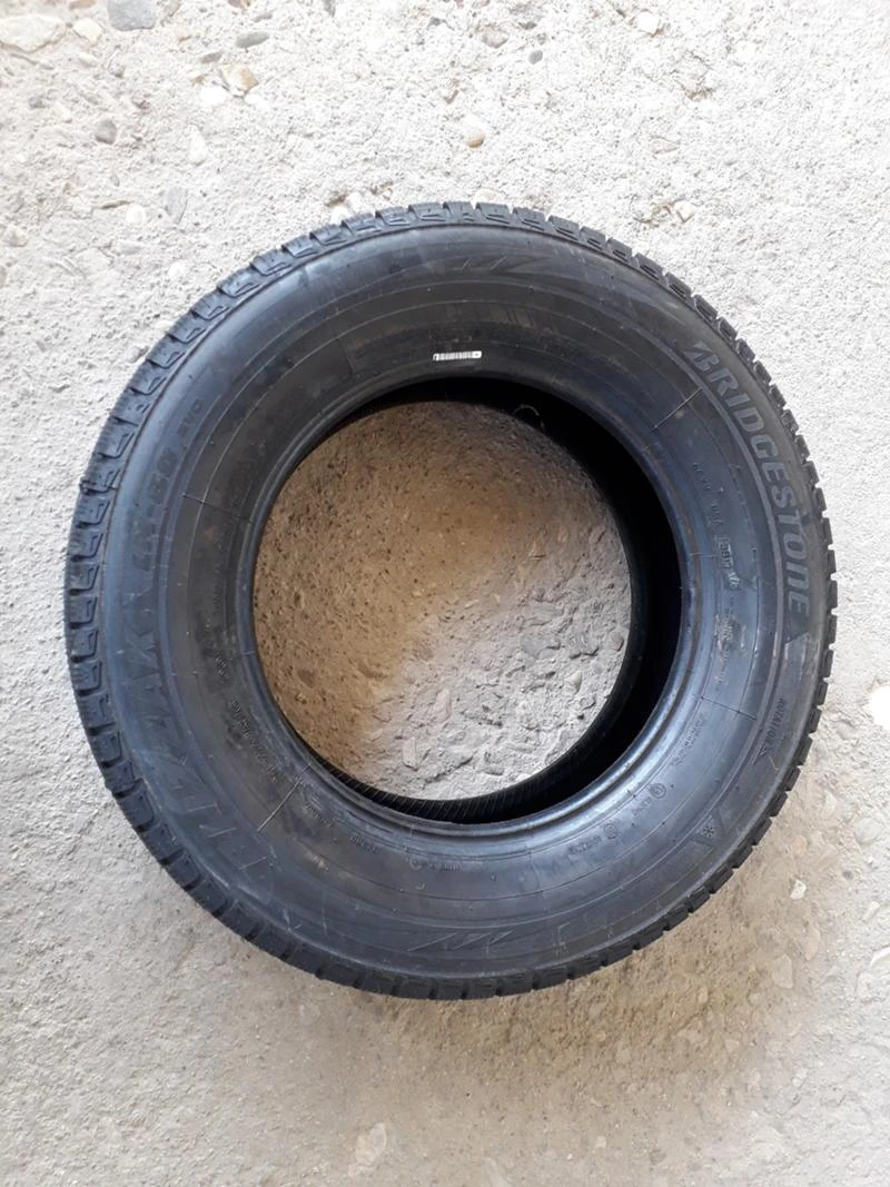 Гуми Зимни 215/70R16, снимка 6 - Гуми и джанти - 45863709