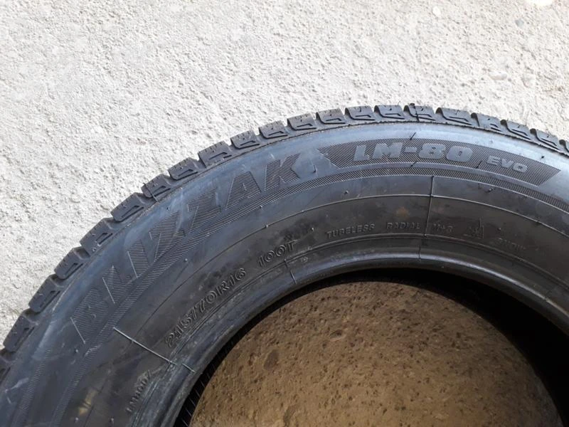 Гуми Зимни 215/70R16, снимка 8 - Гуми и джанти - 45863709