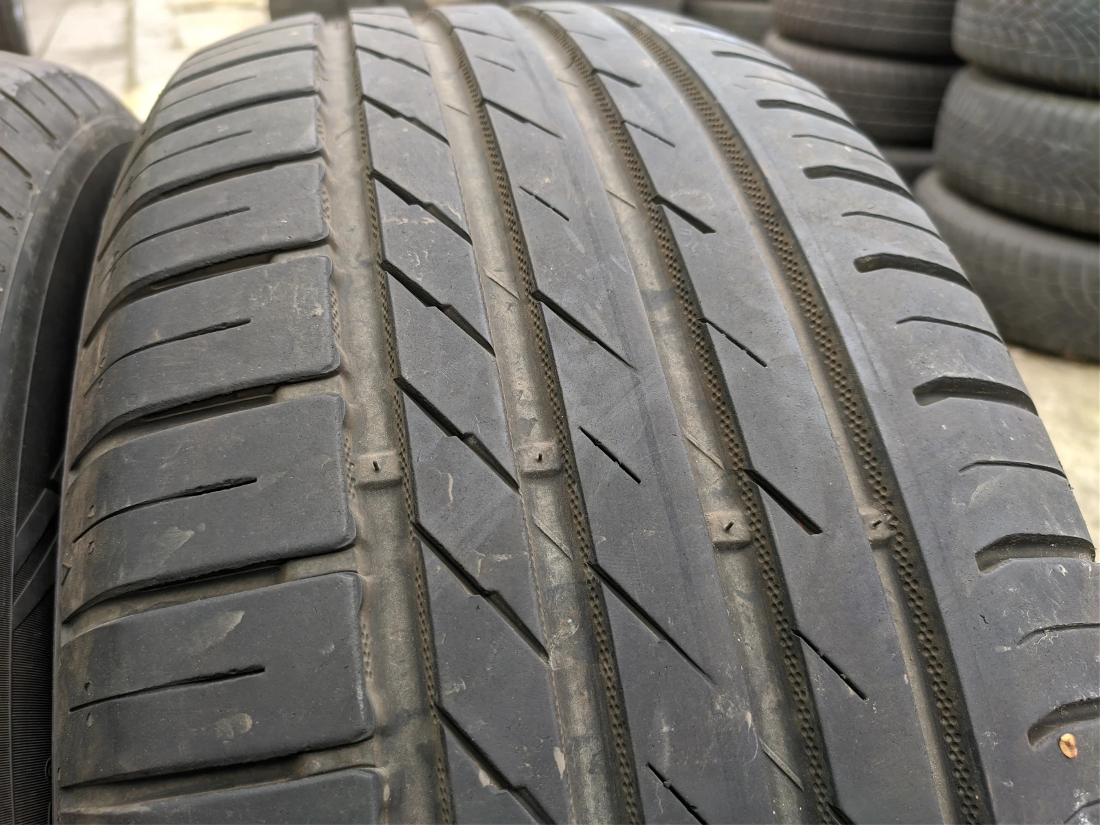  235/55R17 | Mobile.bg   2