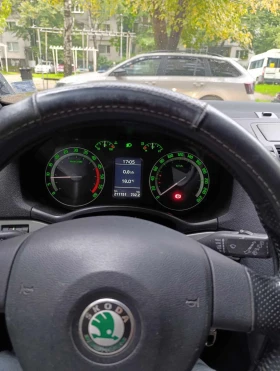 Skoda Octavia 2.0 tdi, снимка 11