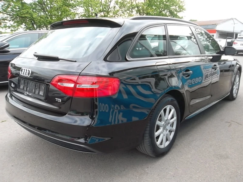 Audi A4 SLINE 2.0 TDI 177, снимка 3 - Автомобили и джипове - 45733147