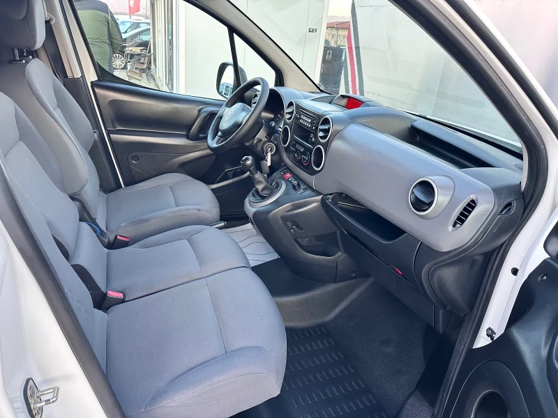 Citroen Berlingo 1.6 HDi, снимка 7 - Автомобили и джипове - 48984454