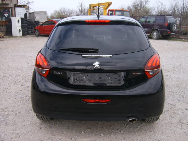 Peugeot 208 1, 2i automat GT line, снимка 4 - Автомобили и джипове - 49482431