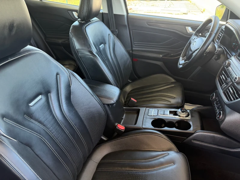 Ford Focus 1.5 EcoBoost VIGNALE ШВЕЙЦАРИЯ АВТОМАТ, снимка 8 - Автомобили и джипове - 52654047