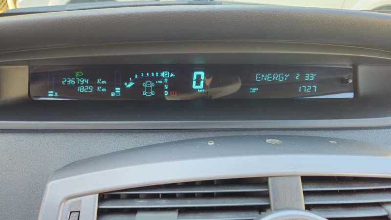 Renault Grand scenic, снимка 12 - Автомобили и джипове - 52373110