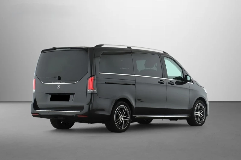 Mercedes-Benz V 300 d 4-MATIC AMG LONG AVANTGARDE DISTRONIC 360, снимка 4 - Автомобили и джипове - 51683264