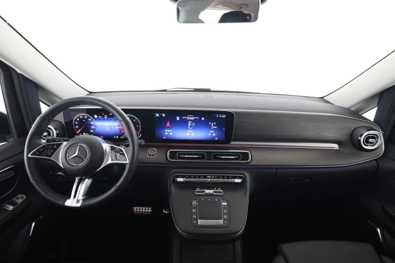 Mercedes-Benz V 300 d 4-MATIC AMG LONG AVANTGARDE DISTRONIC 360, снимка 10 - Автомобили и джипове - 51683264