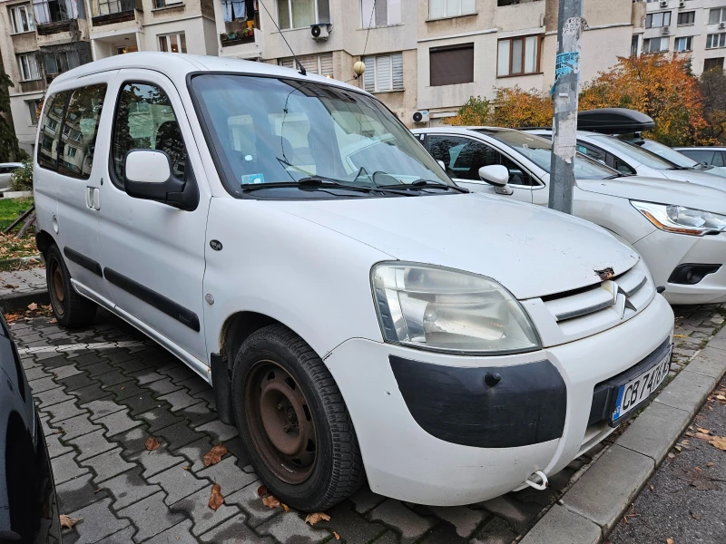 Citroen Berlingo, снимка 2 - Автомобили и джипове - 52381138