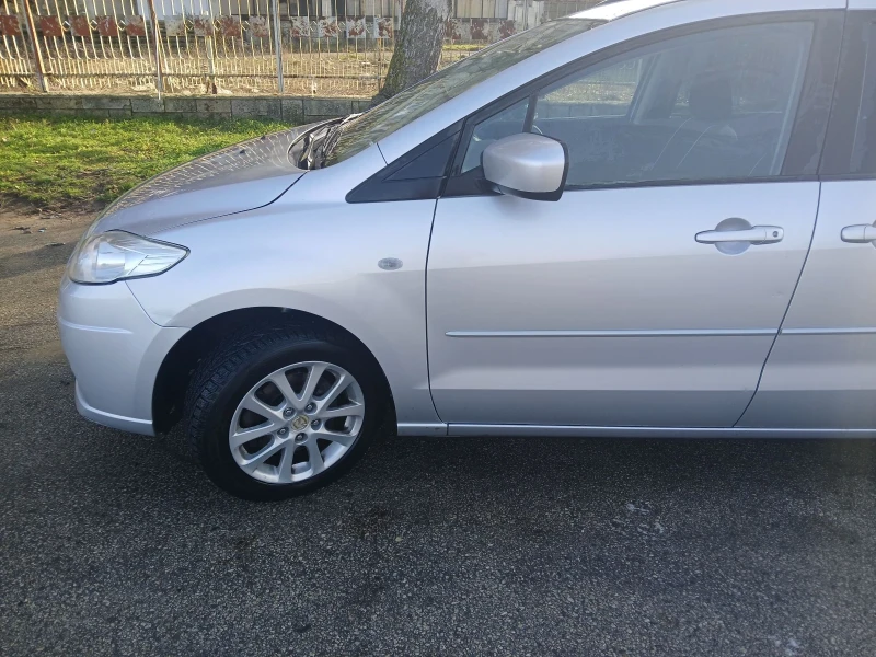 Mazda 5 1.8, снимка 9 - Автомобили и джипове - 53056620
