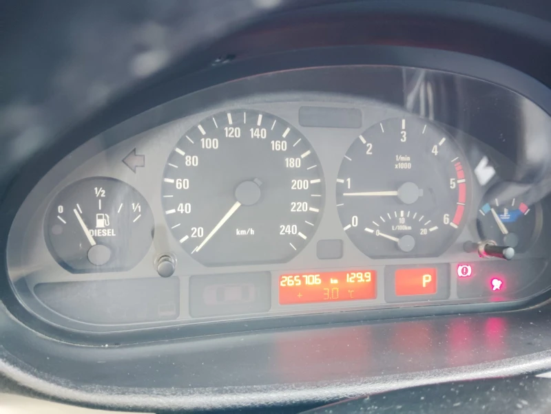 BMW 320 E46, снимка 6 - Автомобили и джипове - 53285884