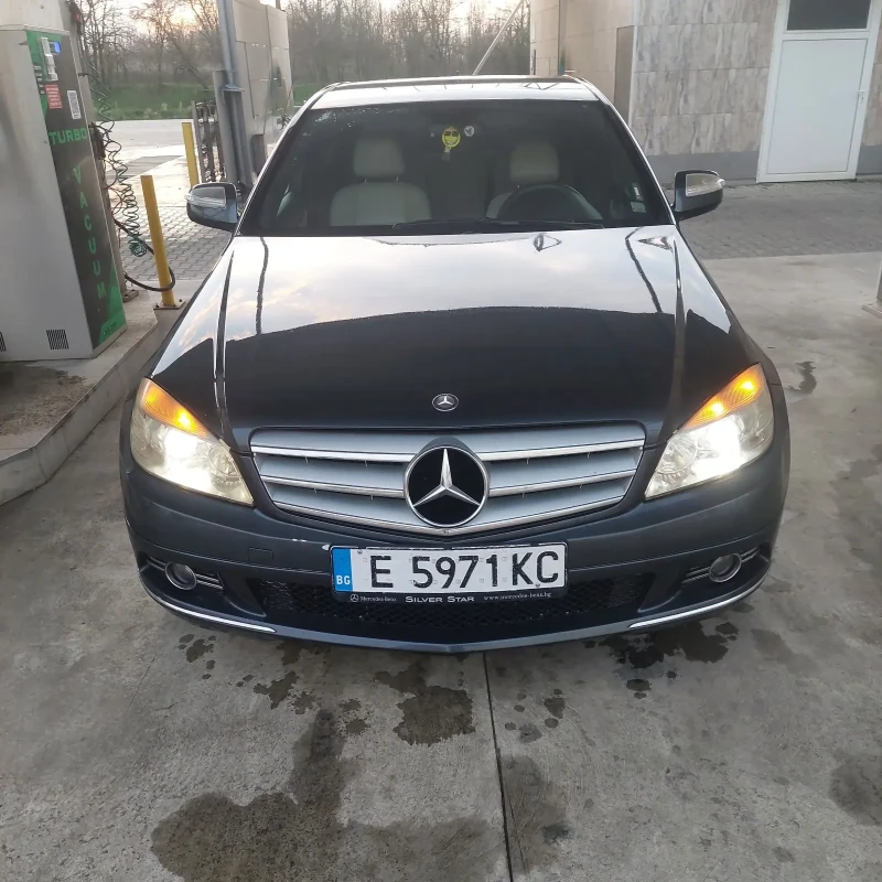 Mercedes-Benz C 220