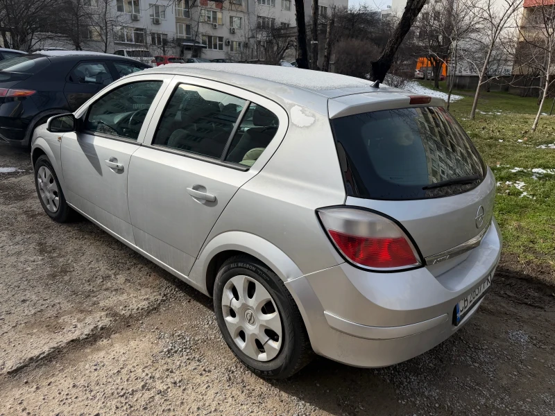 Opel Astra, снимка 4 - Автомобили и джипове - 53530182