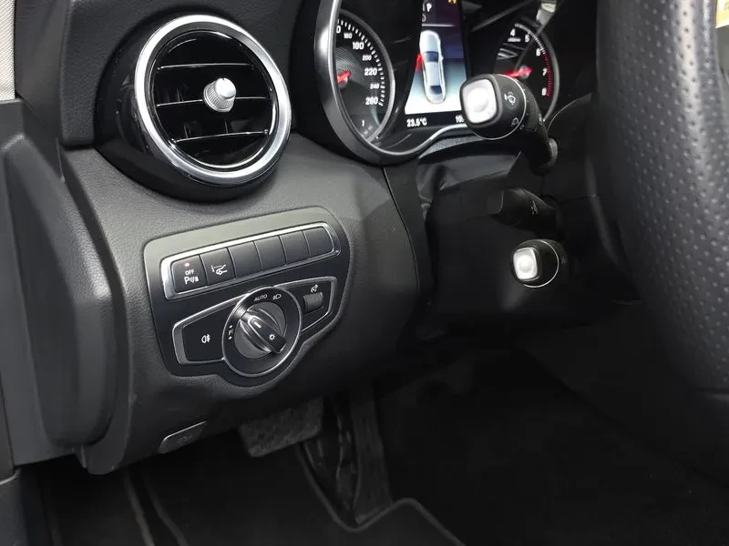 Mercedes-Benz C 180 W205, снимка 13 - Автомобили и джипове - 54968656