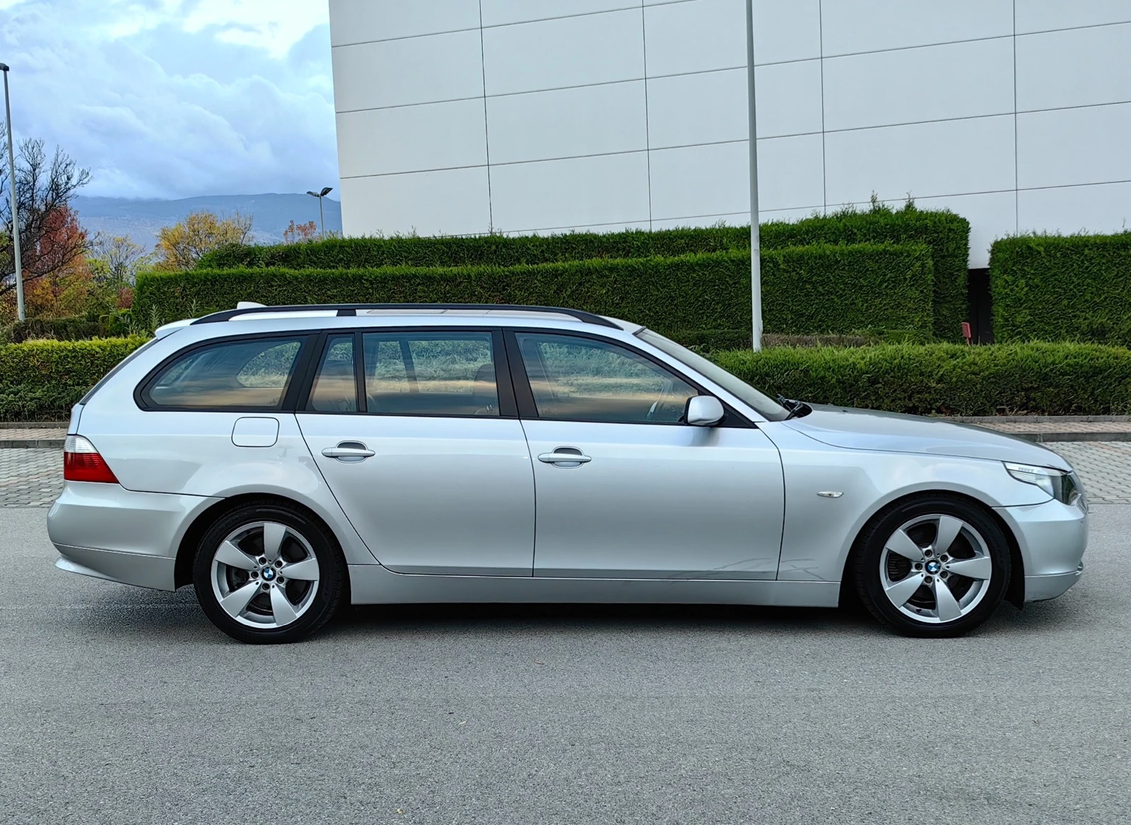 BMW 525 i # ПАНОРАМА # ЕЛ. БАГАЖНИК # NAVi # - изображение 6