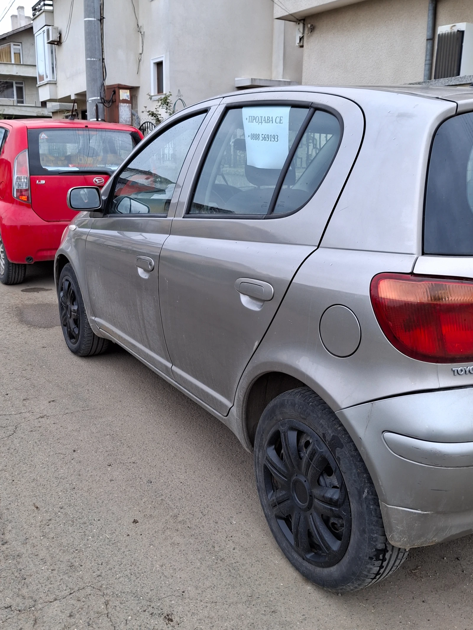 Toyota Yaris  - изображение 5