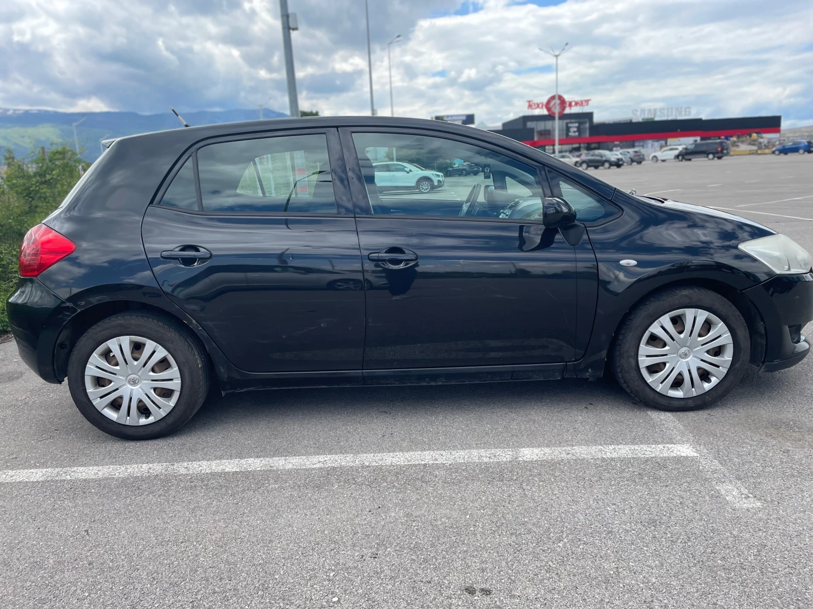 Toyota Auris  - изображение 4