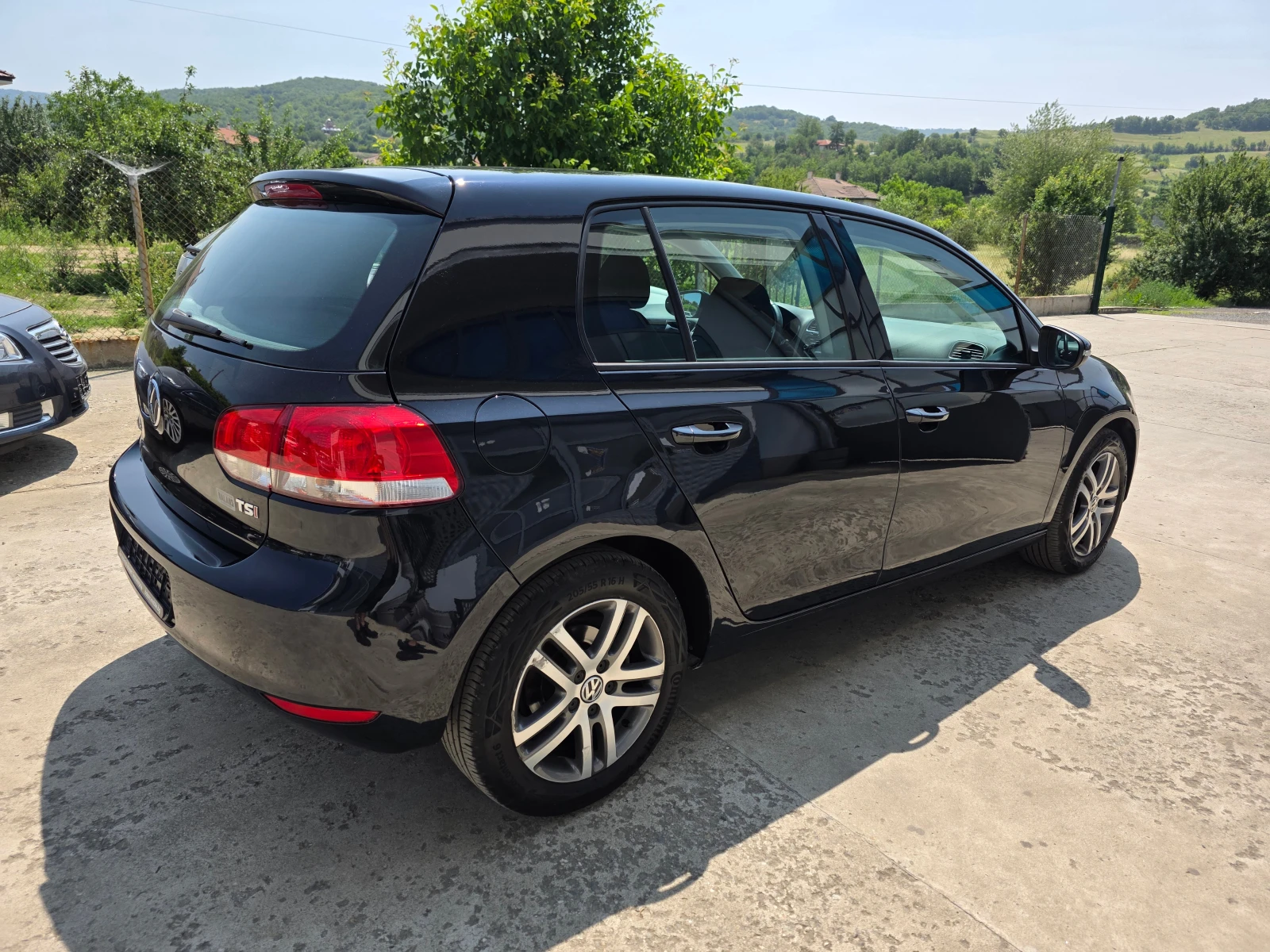 VW Golf 1.4TSI 106000km! HIGHLINE KATO HOB - изображение 8