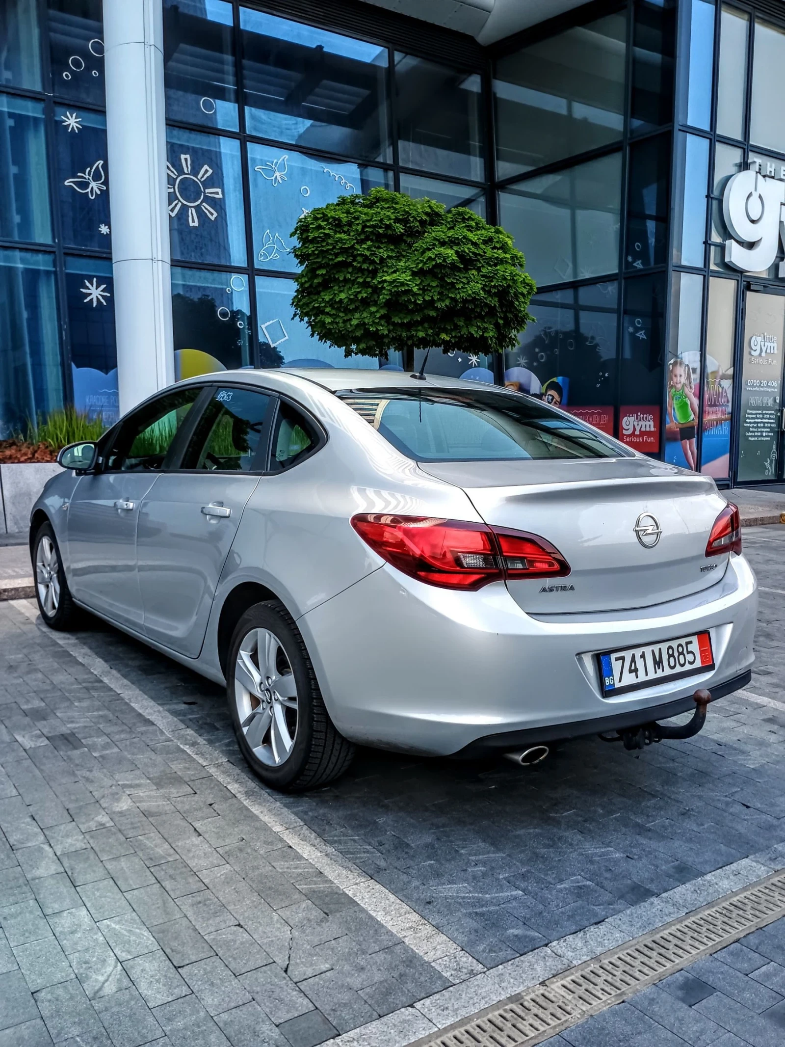 Opel Astra  * ПЕРФЕКТЕН * 1.4 TURBO 140кс СЕРВИЗНИ ДОКУМЕНТИ! - изображение 4