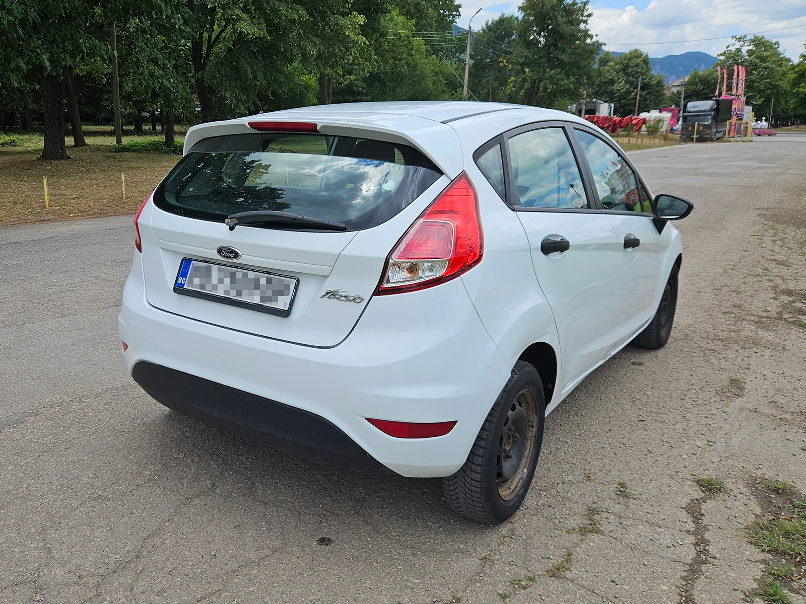 Ford Fiesta 87000 км - изображение 6