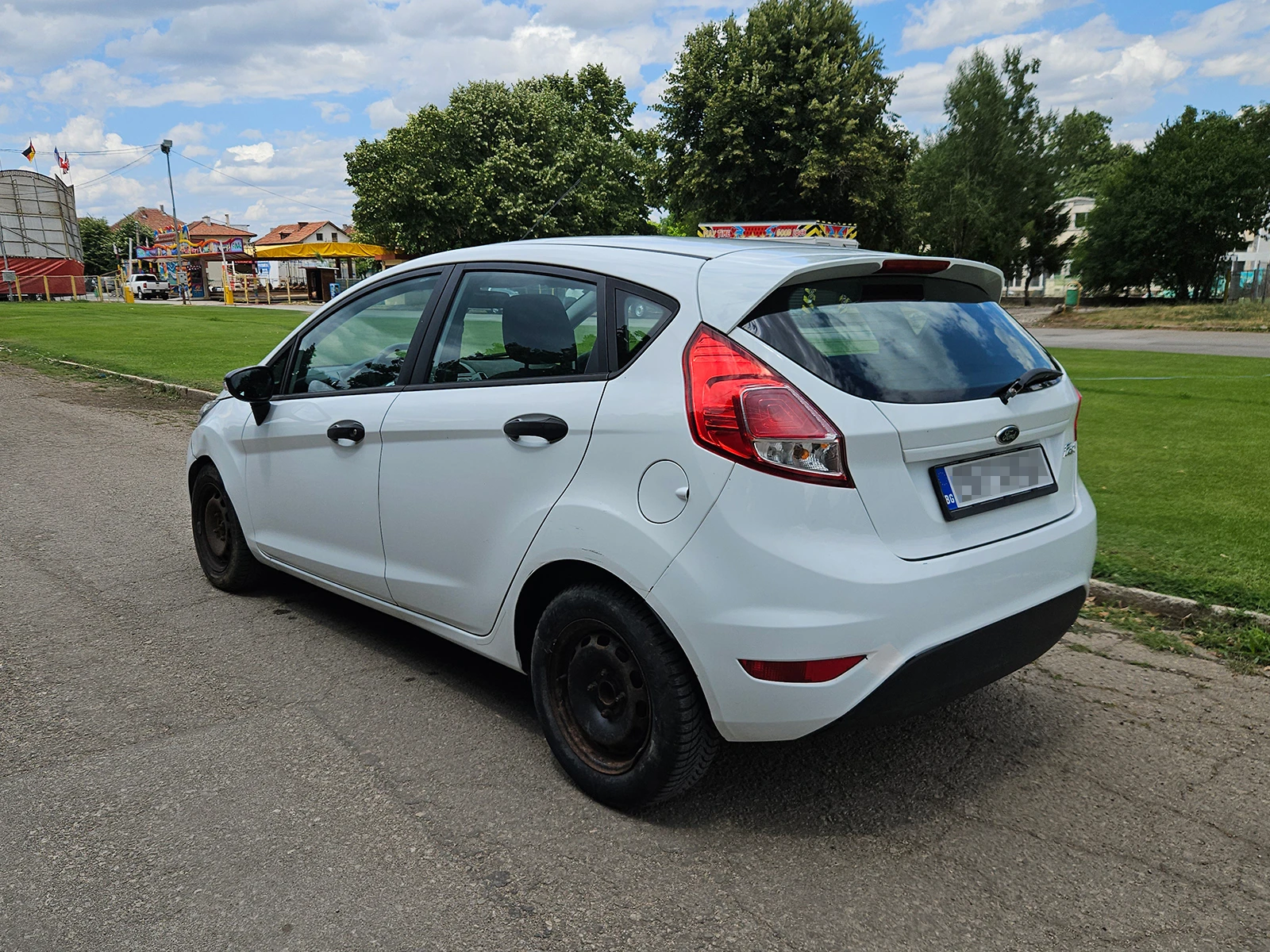 Ford Fiesta 87000 км - изображение 4