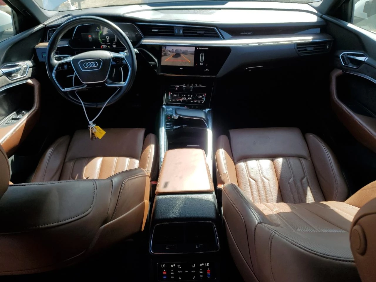 Audi E-Tron PRESTIGE - изображение 8