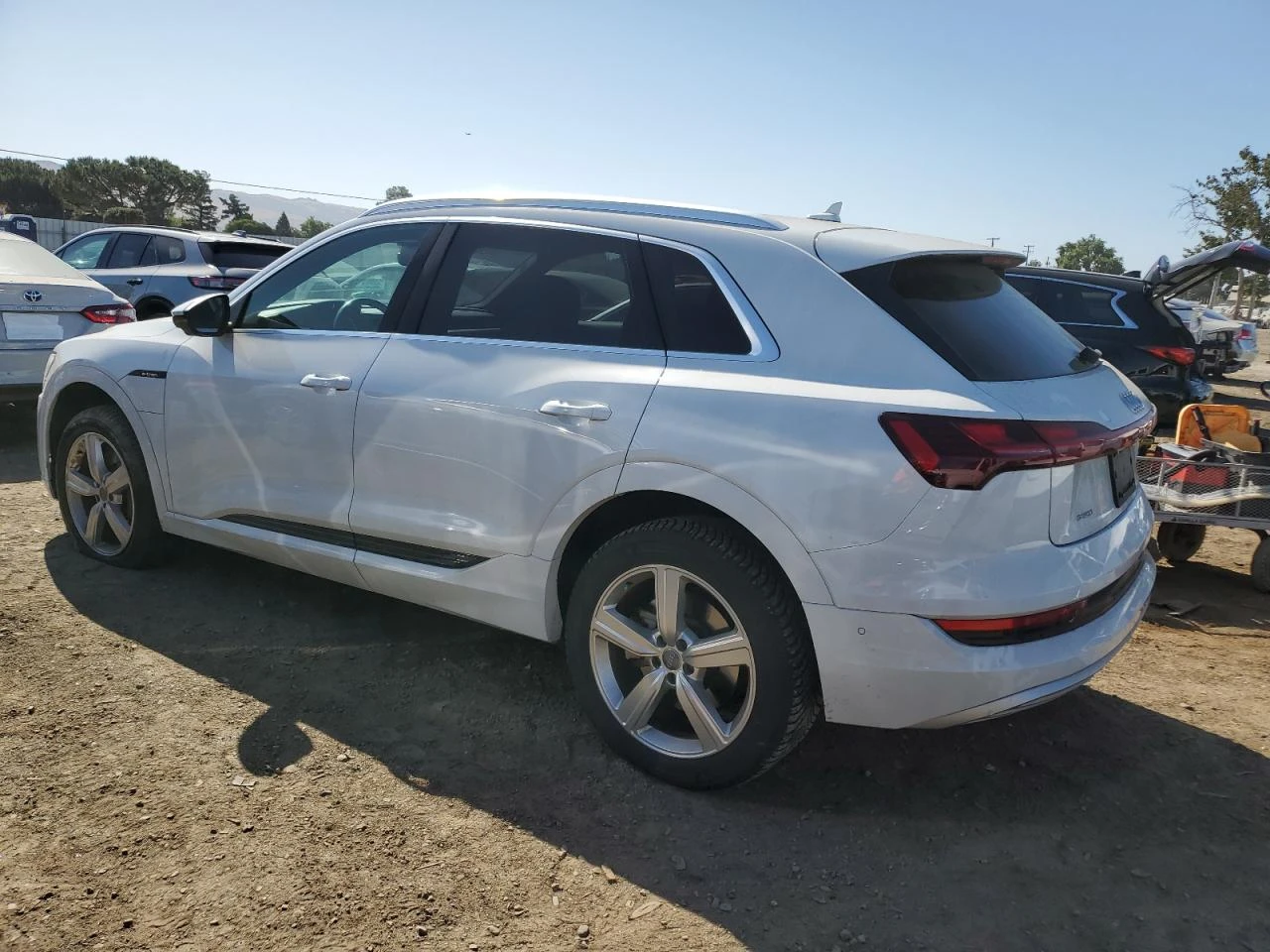 Audi E-Tron PRESTIGE - изображение 5