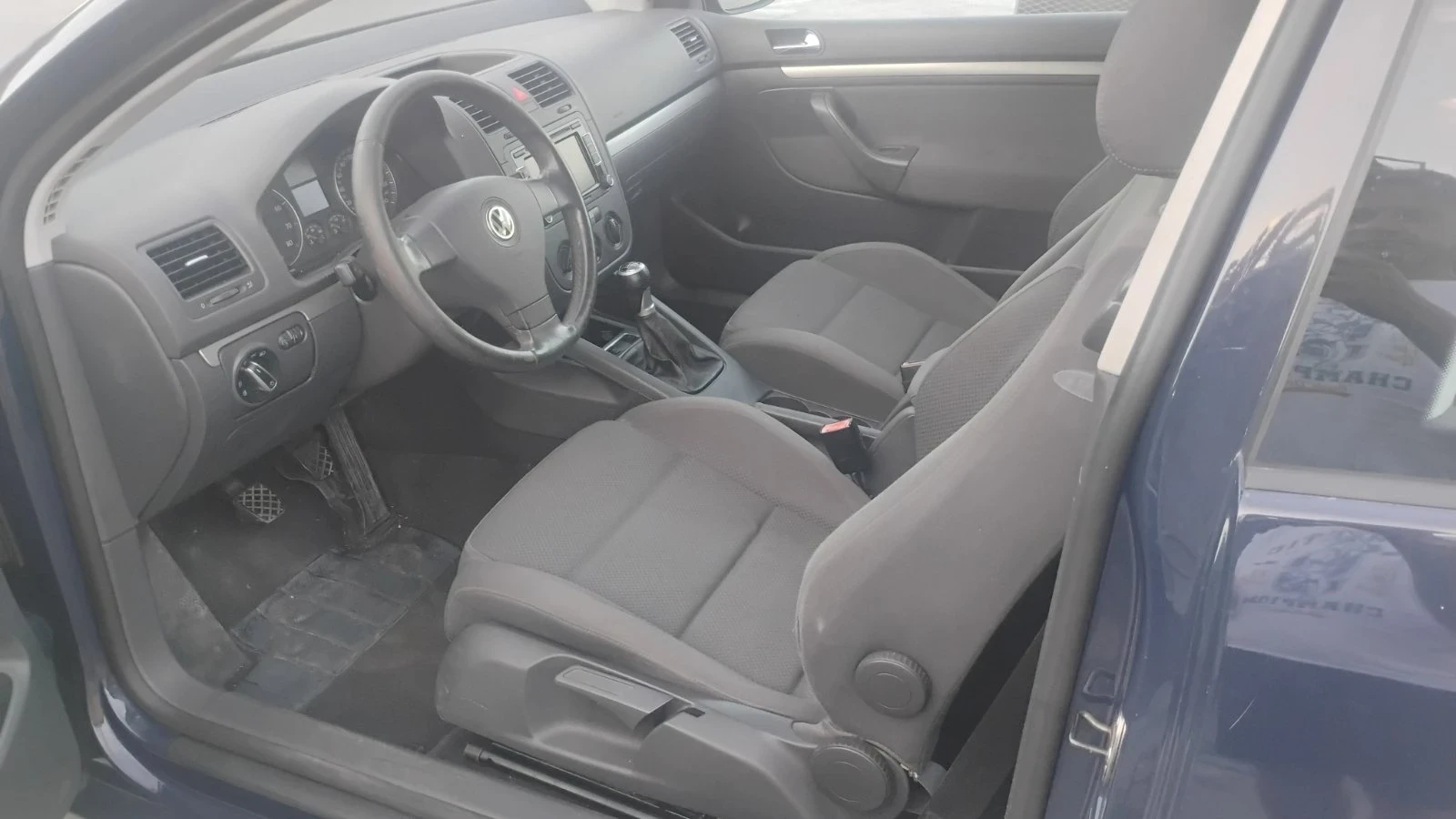 VW Golf 1.6 - изображение 7