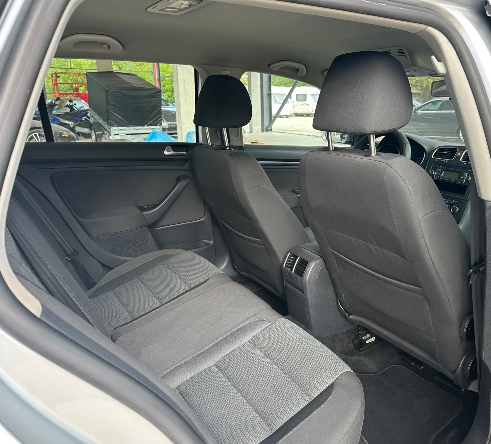 VW Golf VI/1.6TDI/Comfortline - изображение 8