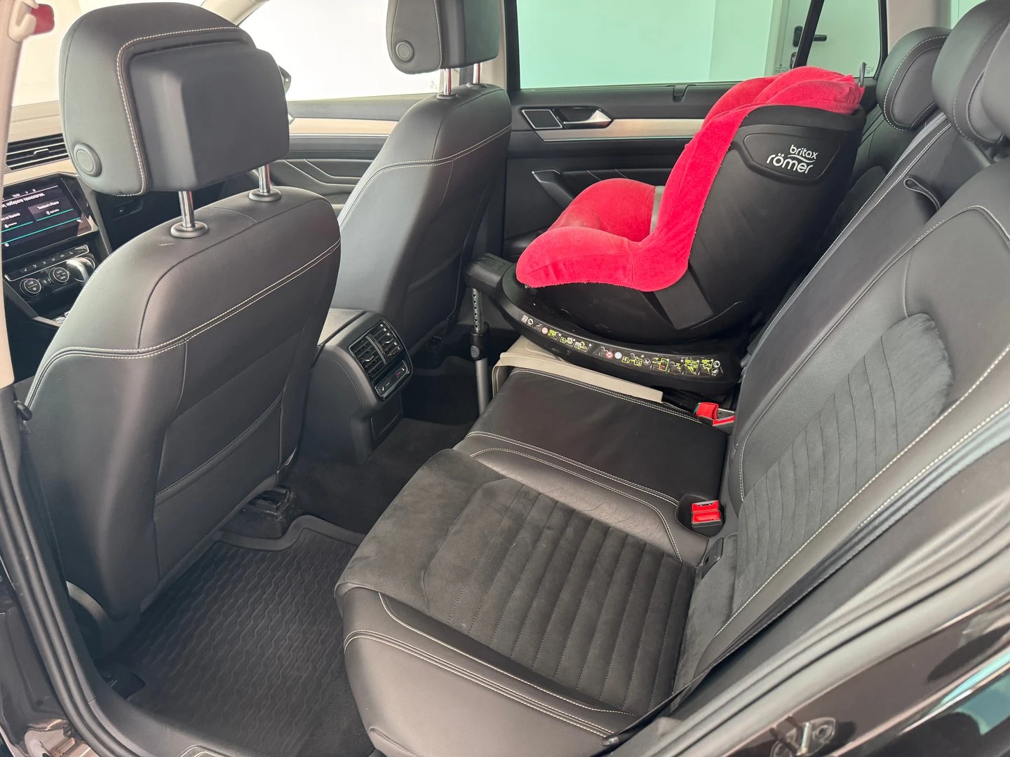 VW Passat VW Passat Var GTE Plug-In-Hybrid 1.4 TSI - изображение 7