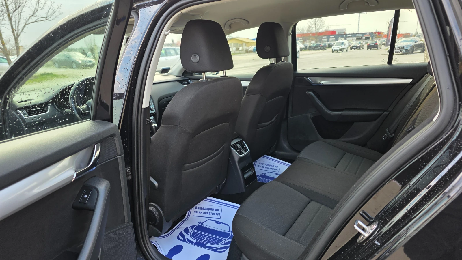 Skoda Octavia KATO ЧИСТО НОВ, снимка 7 - Автомобили и джипове - 54240659