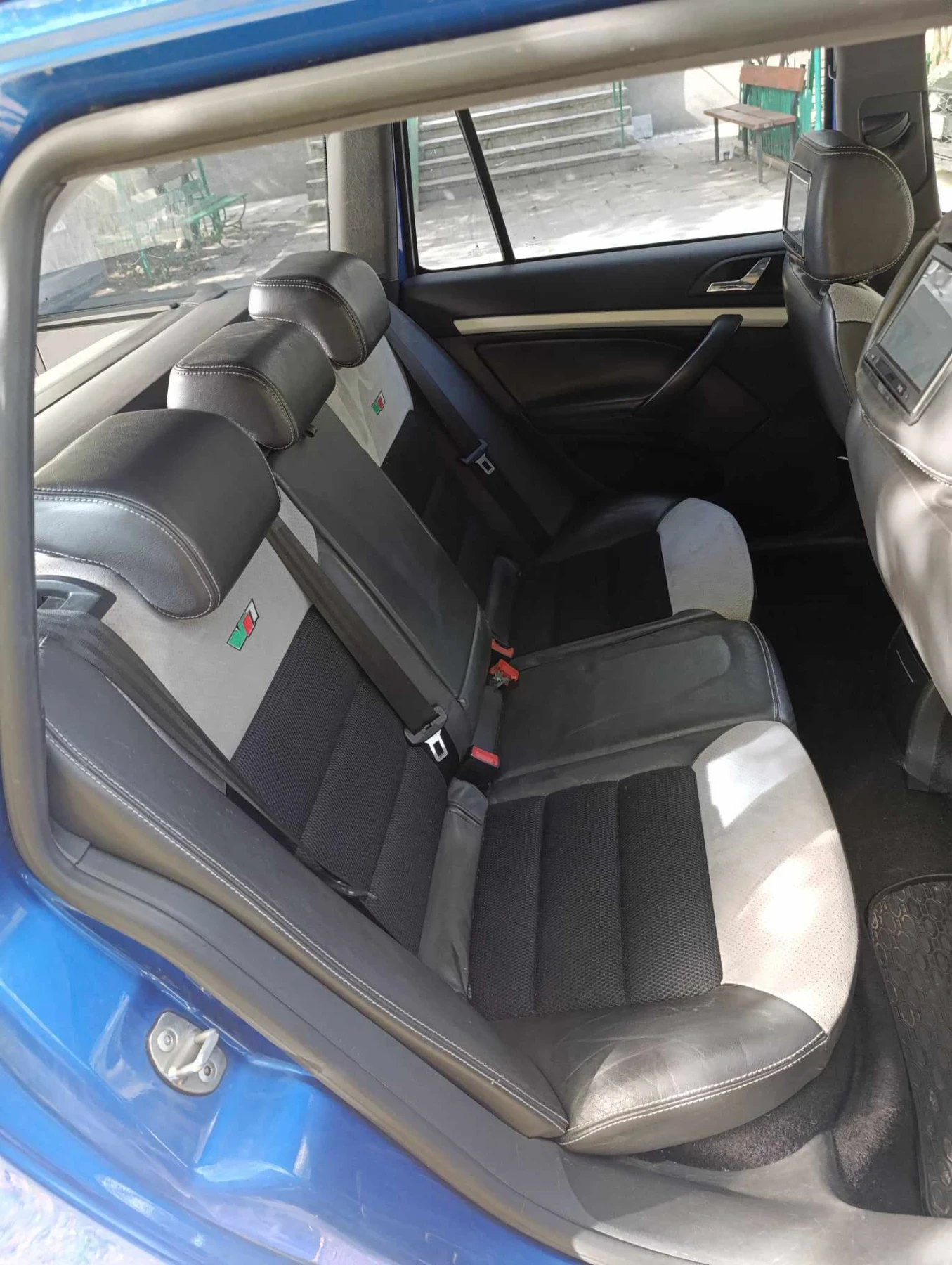 Skoda Octavia 2.0 tdi, снимка 16 - Автомобили и джипове - 54362847