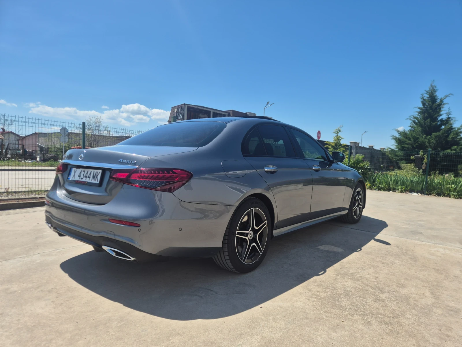Mercedes-Benz E 450, снимка 3 - Автомобили и джипове - 54371885