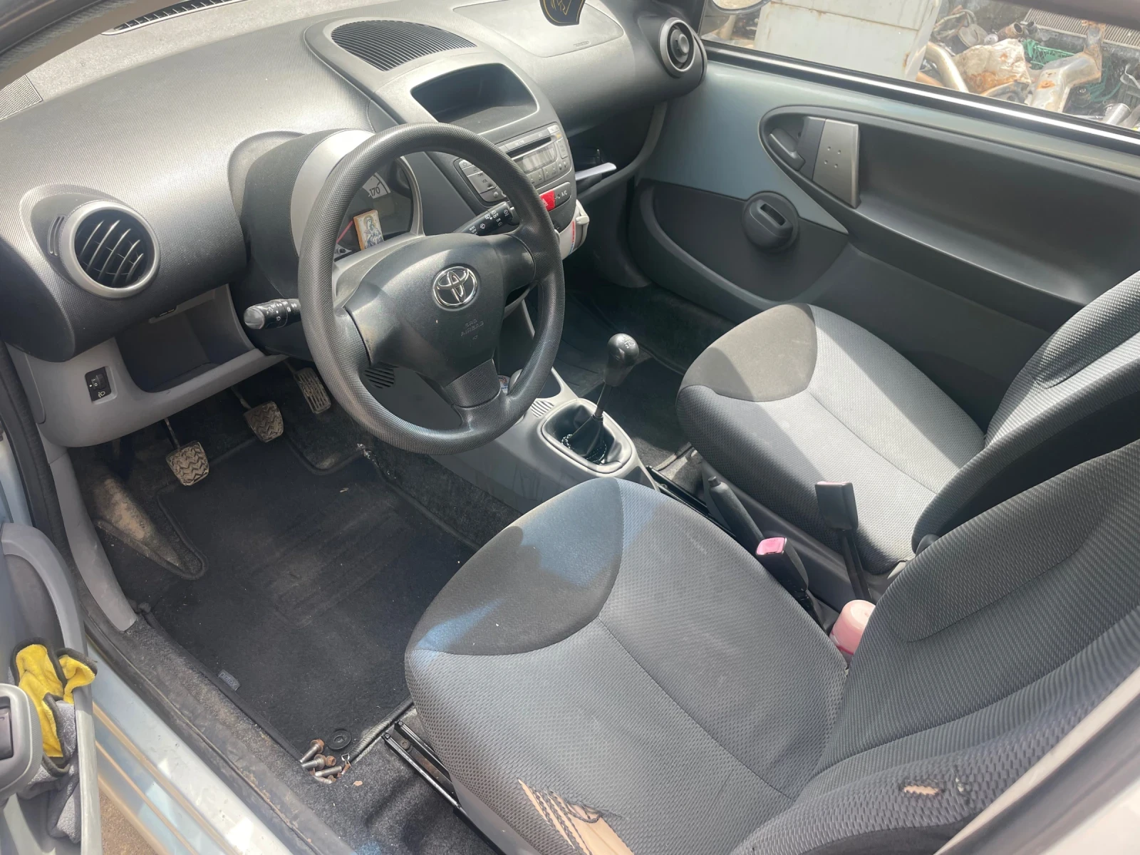 Toyota Aygo, снимка 8 - Автомобили и джипове - 54409906