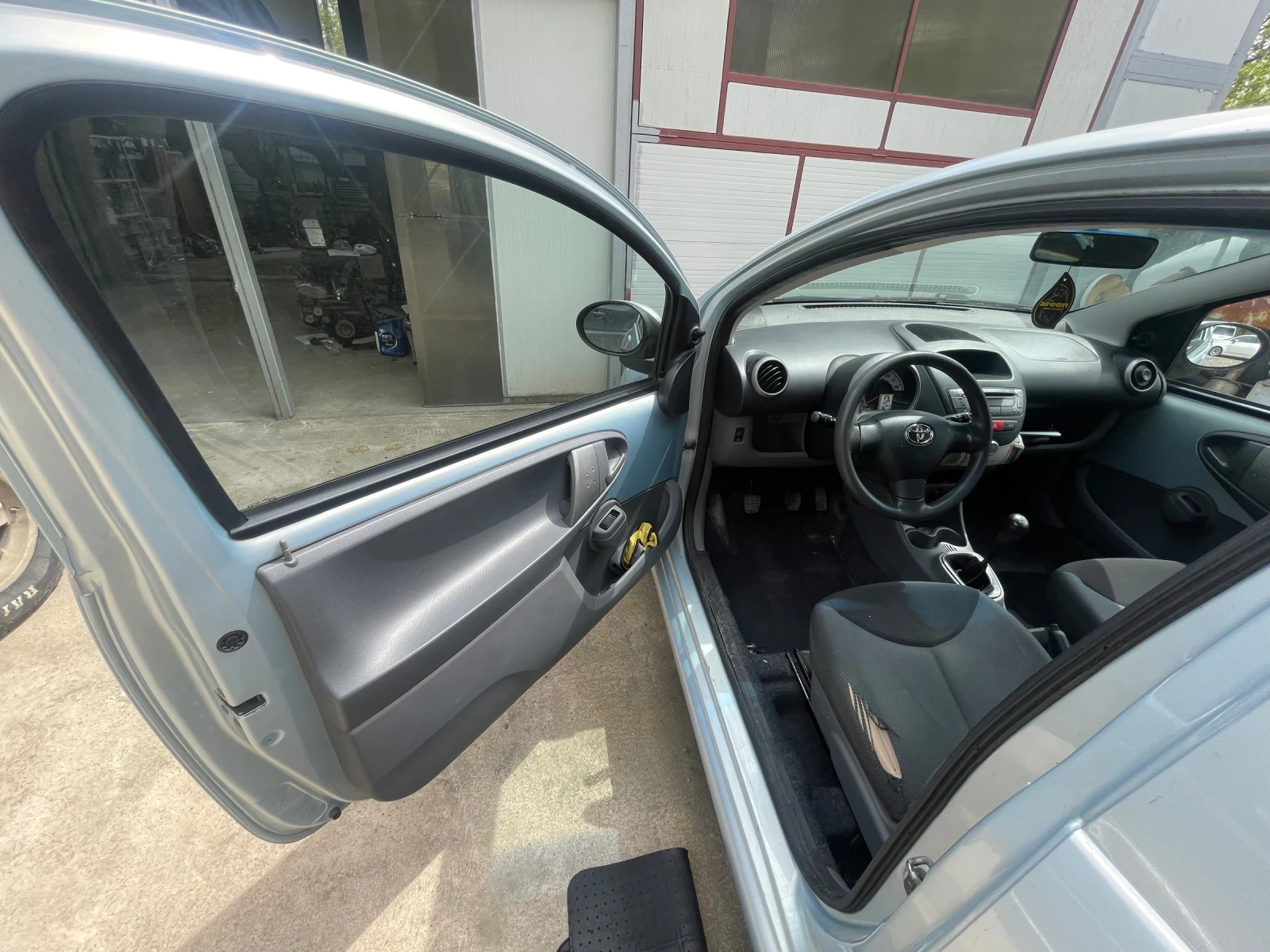 Toyota Aygo, снимка 9 - Автомобили и джипове - 54409906