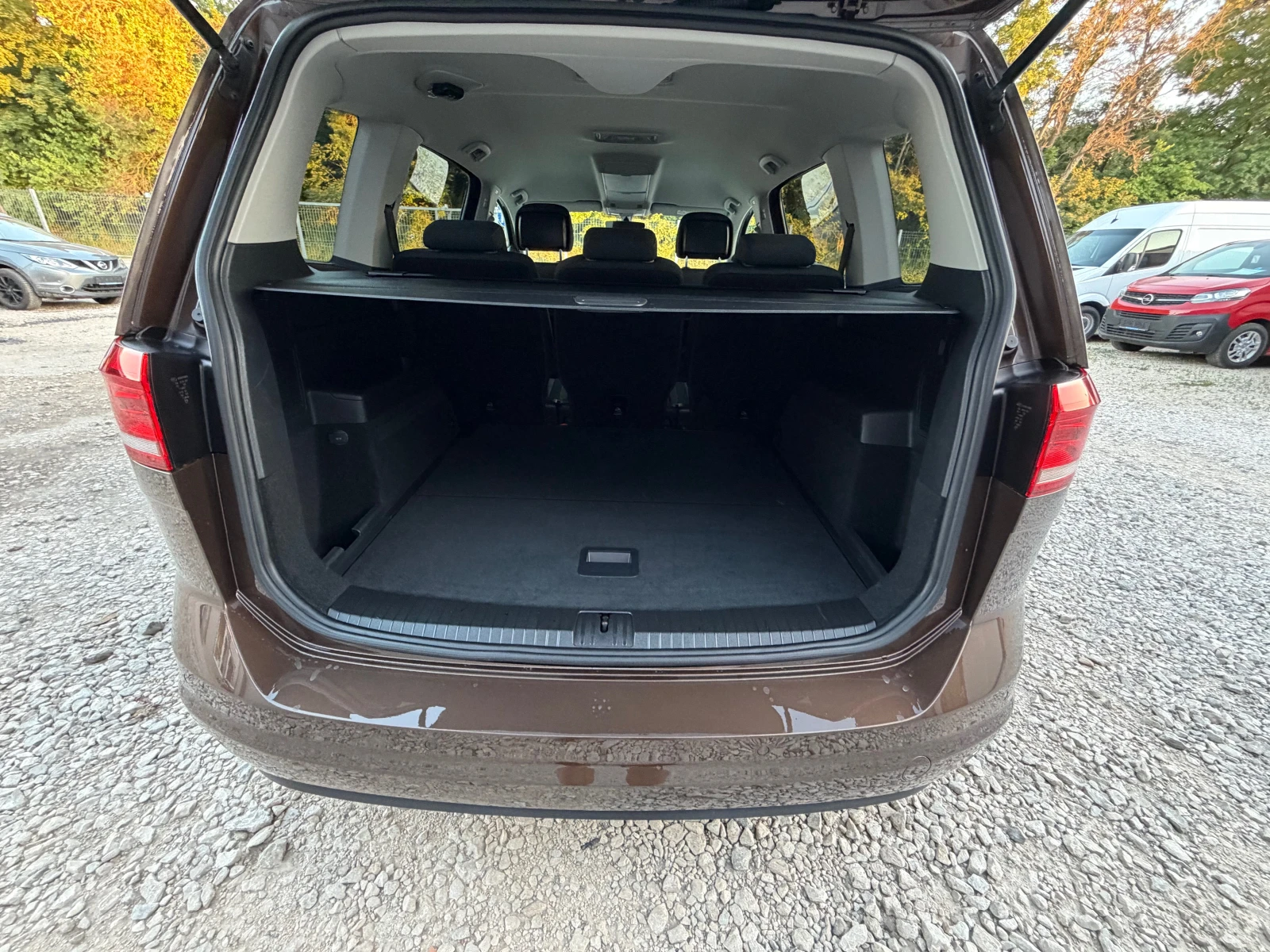 VW Touran DIESEL* AVTOMAT* UNIKAT* evro6*  | Mobile.bg � ����������� 6