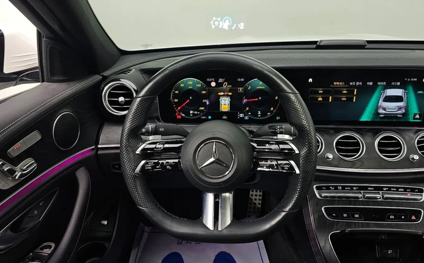 Mercedes-Benz E 220 AMG PKG | 4MATIC | 360, снимка 8 - Автомобили и джипове - 54837629