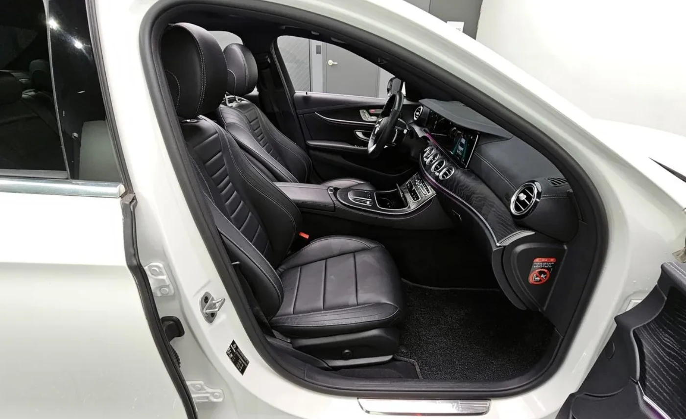 Mercedes-Benz E 220 AMG PKG | 4MATIC | 360, снимка 5 - Автомобили и джипове - 54837629