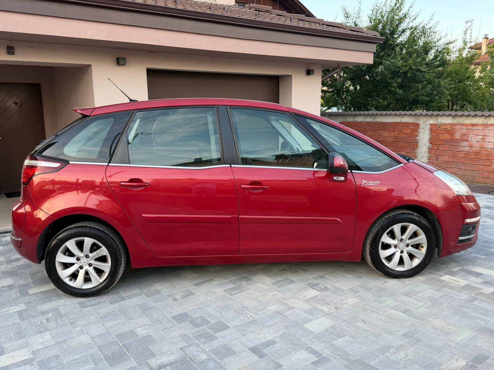 Citroen C4 Picasso 1.6HDI EXCLUSIVE Автомат, снимка 3 - Автомобили и джипове - 54867172