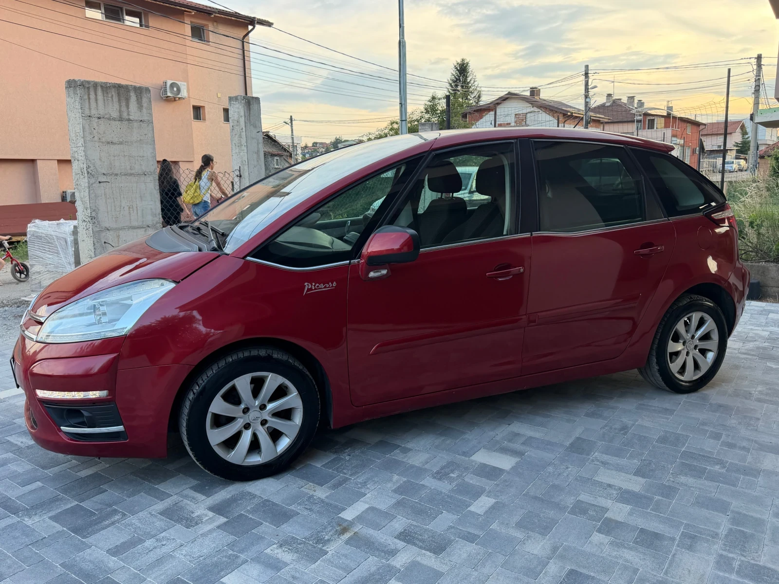 Citroen C4 Picasso 1.6HDI EXCLUSIVE Автомат, снимка 7 - Автомобили и джипове - 54867172