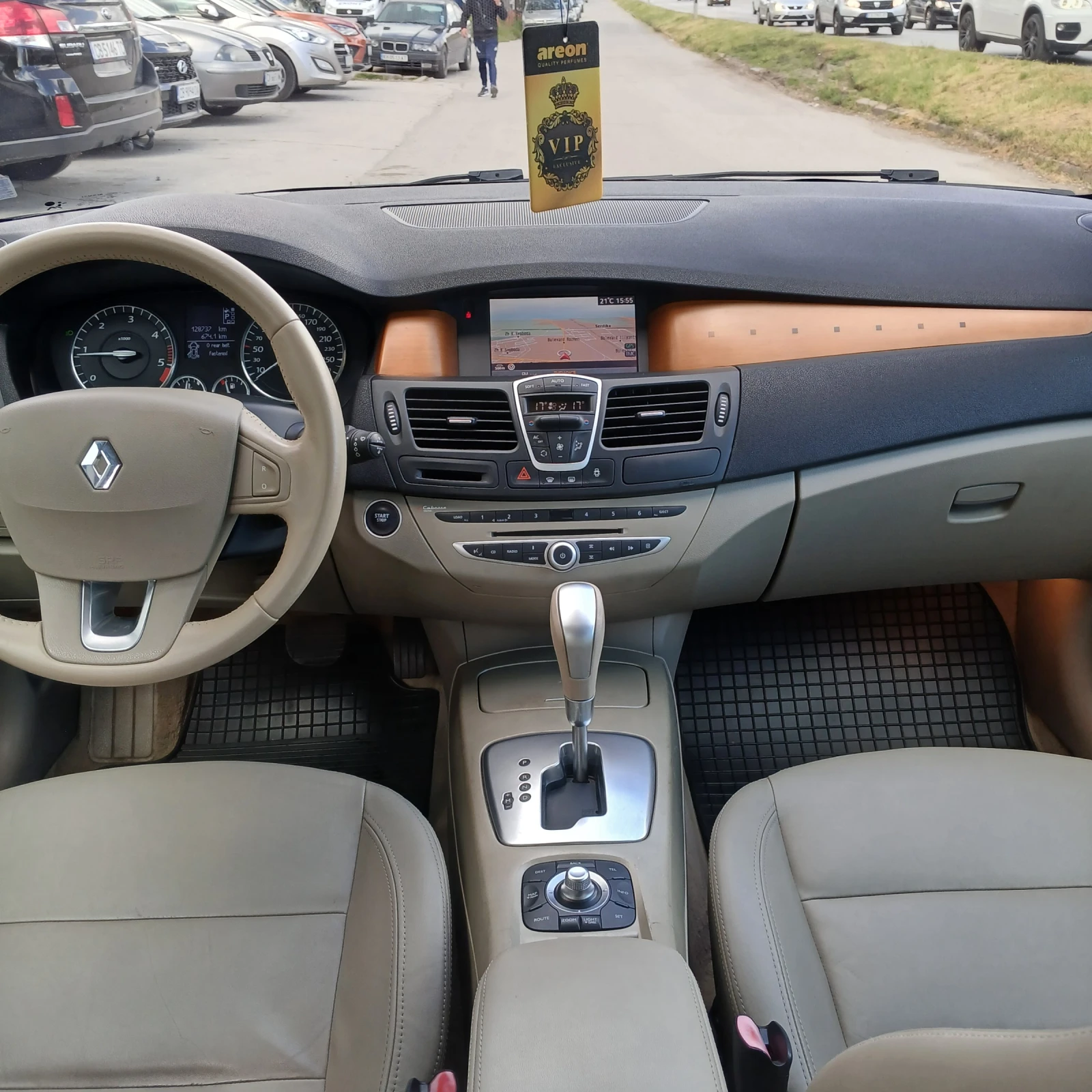 Renault Laguna АВТОМАТИК , снимка 11 - Автомобили и джипове - 54985629