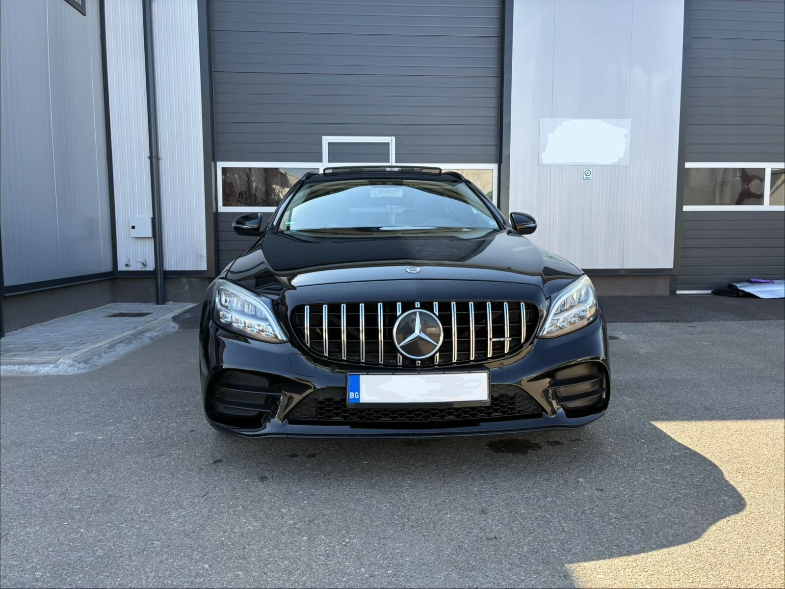 Mercedes-Benz C 200 d T AMG* Pano* R-Cam* LED* Leather* Track 9g Troni