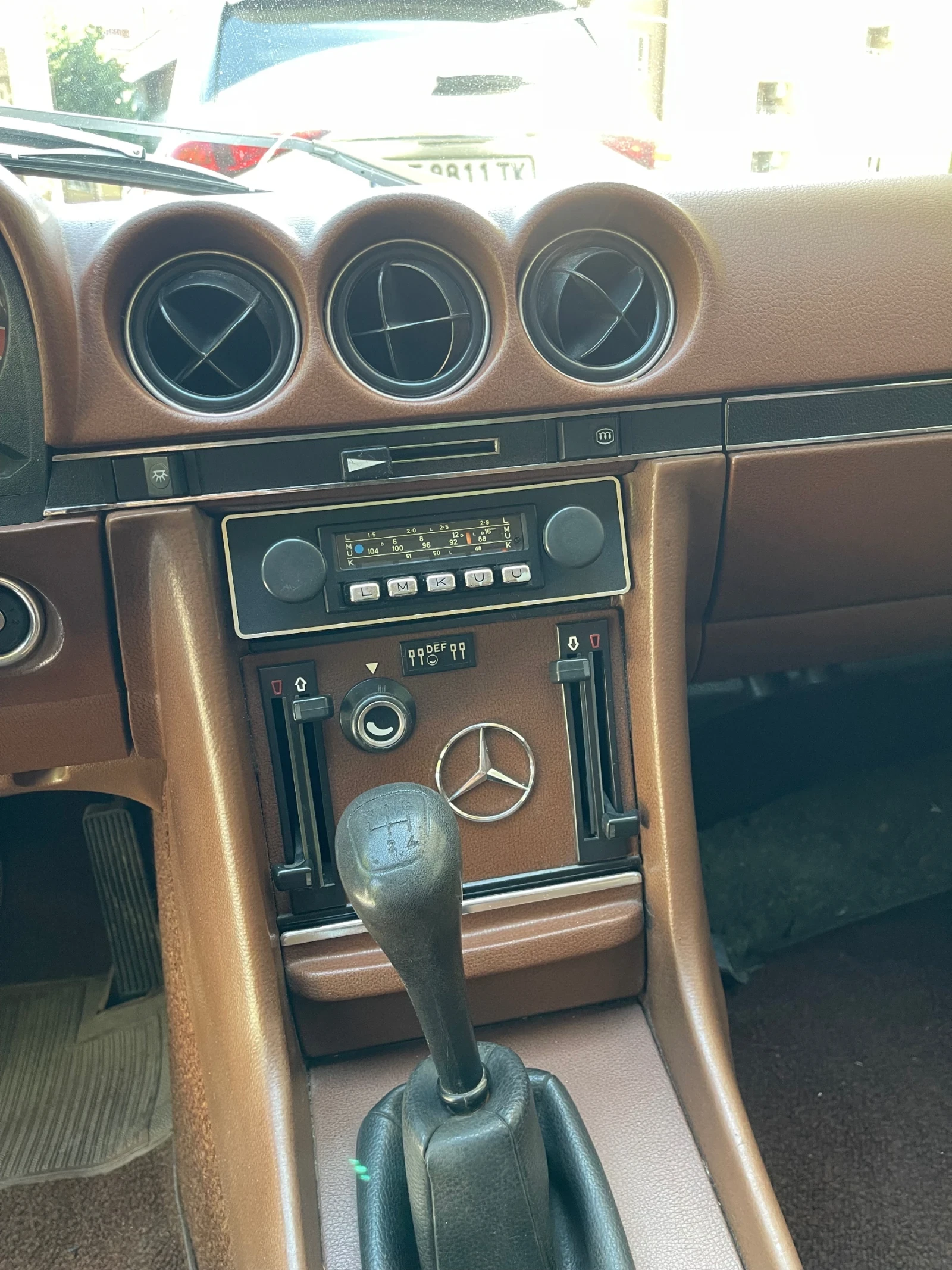 Mercedes-Benz SLC 280, снимка 5 - Автомобили и джипове - 55618499