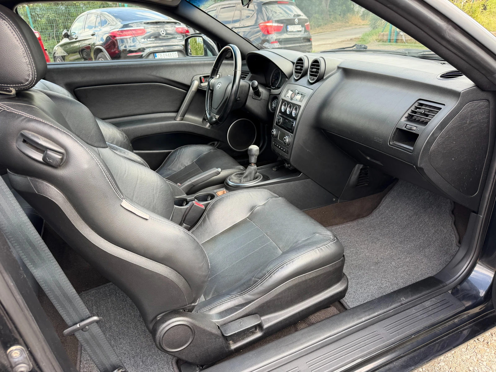 Hyundai Coupe FX 2.0 Бензин 143 к.с. Кожа / Климатроник / Ръчка, снимка 10 - Автомобили и джипове - 55708663