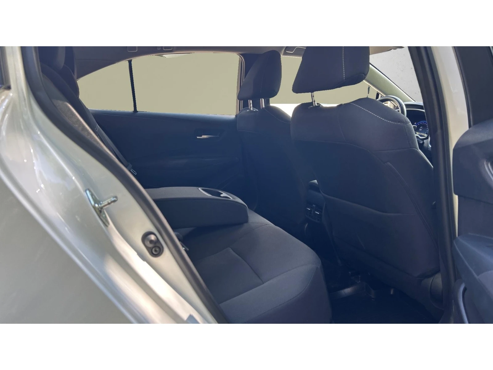 Toyota Corolla 1.5i  M/T, ������� ������ �� 222   | Mobile.bg � ����������� 10