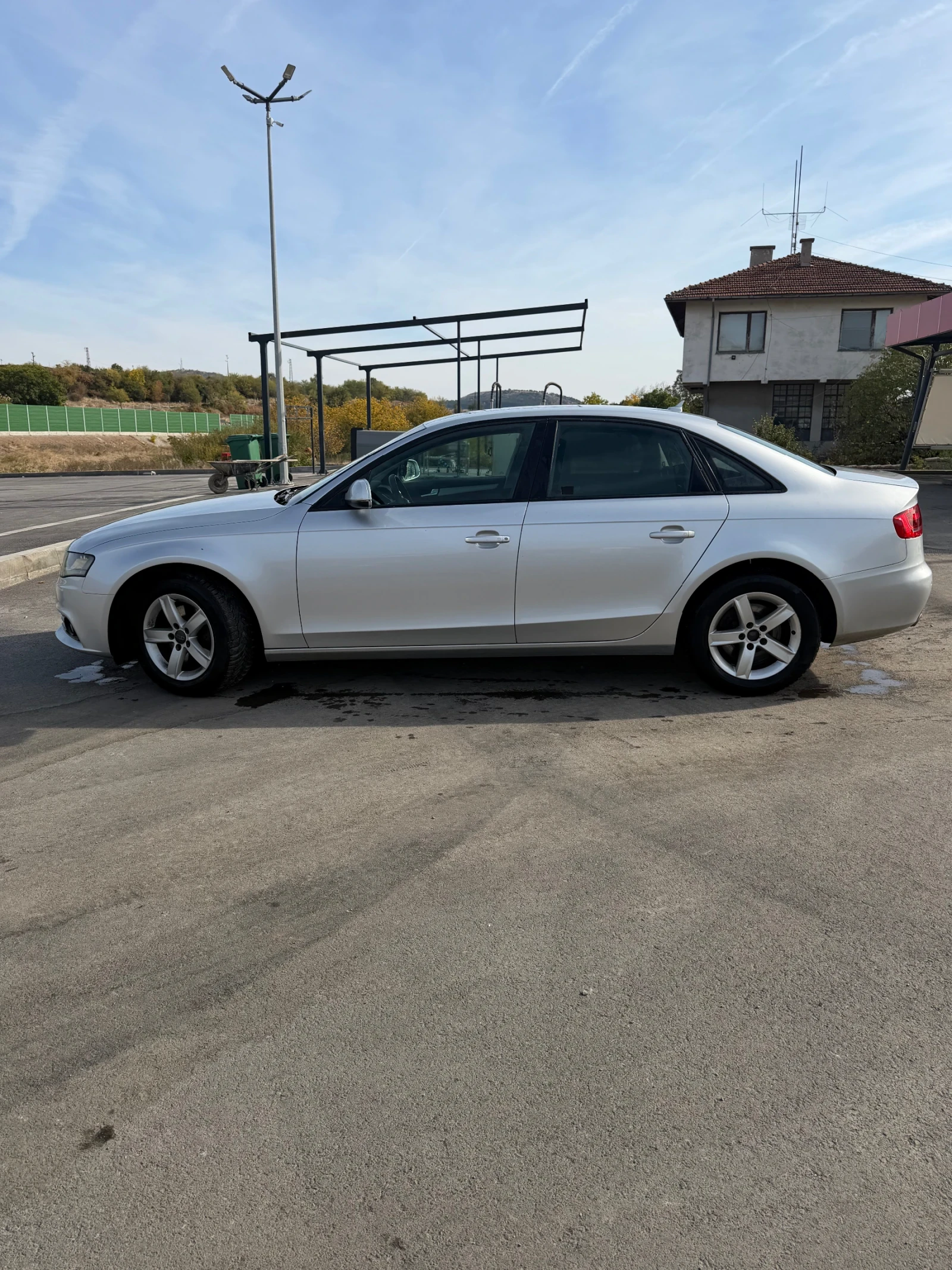 Audi A4, снимка 7 - Автомобили и джипове - 56404524